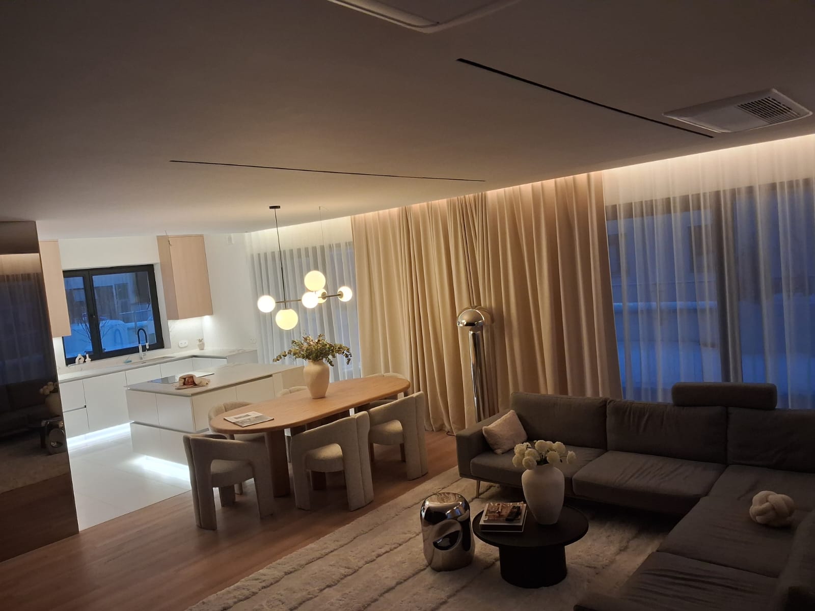 Wnętrze penthouse’u w Ostoi Wilanów — realizacja Energyhouse